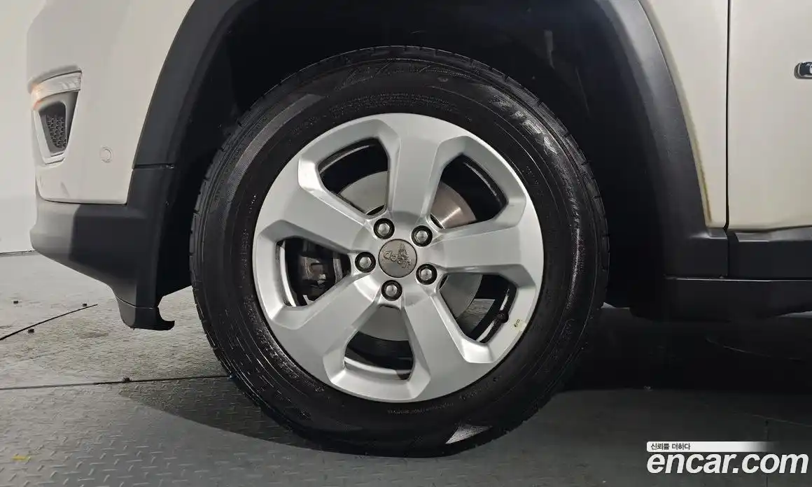 Jeep Compass 2021 2.4 Автомат в Москве № 199484, фото 6