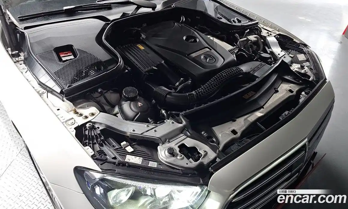 Mercedes-Benz E-Class 2023 2.0 Автомат в Москве № 205645, фото 6