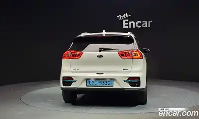 Kia Niro 2020 0.2 Автомат в Москве № 20586, миниатюра 4