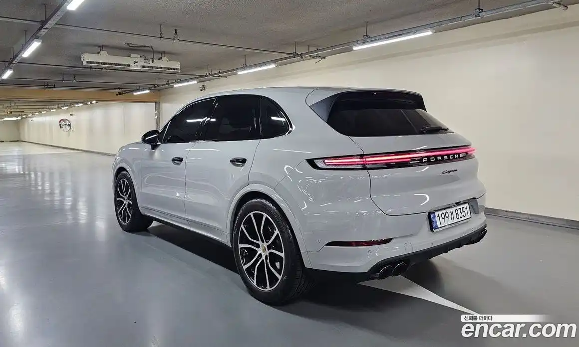 Porsche Cayenne 2024 3.0 Автомат в Москве № 213038, фото 5