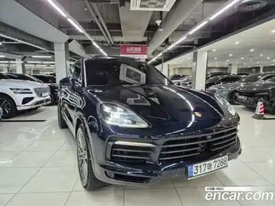 Porsche Cayenne, 2023