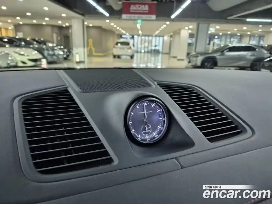 Porsche Cayenne 2023 3.0 Автомат в Москве № 213171, фото 16