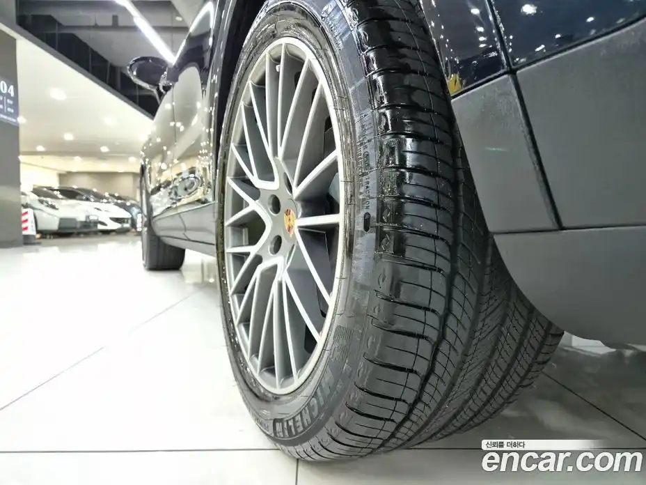 Porsche Cayenne 2023 3.0 Автомат в Москве № 213171, фото 20