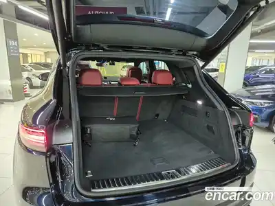 Porsche Cayenne 2023 3.0 Автомат в Москве № 213171, миниатюра 5