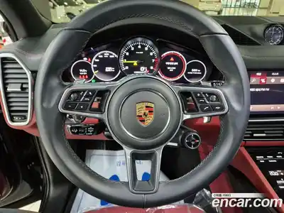 Porsche Cayenne 2023 3.0 Автомат в Москве № 213171, миниатюра 9