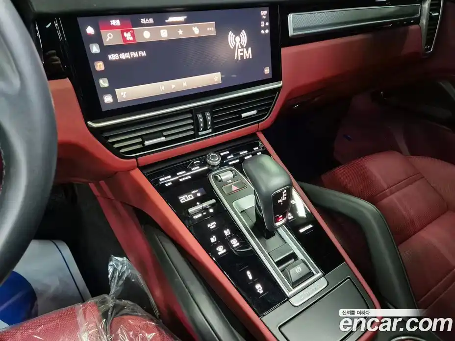 Porsche Cayenne 2023 3.0 Автомат в Москве № 213171, фото 10