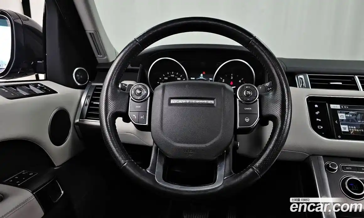 Land Rover Range-Rover Sport 2016 3.0 Автомат в Москве № 213462, фото 13