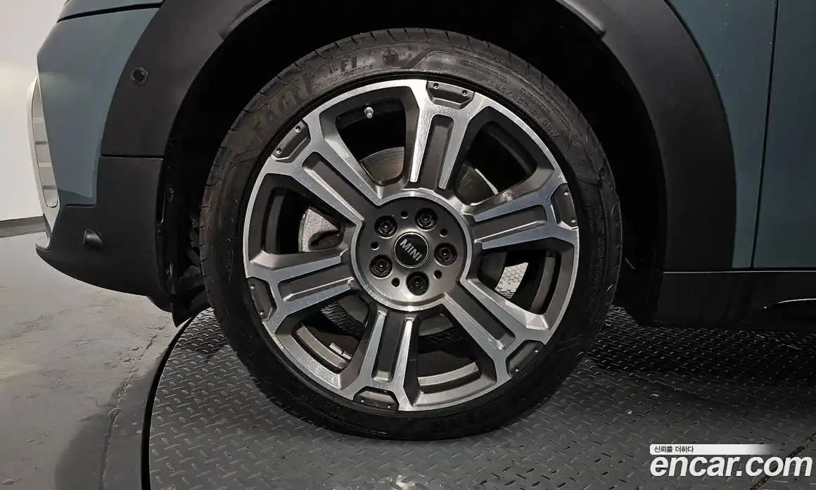 Mini Countryman 2023 2.0 Автомат в Москве № 213941, фото 13