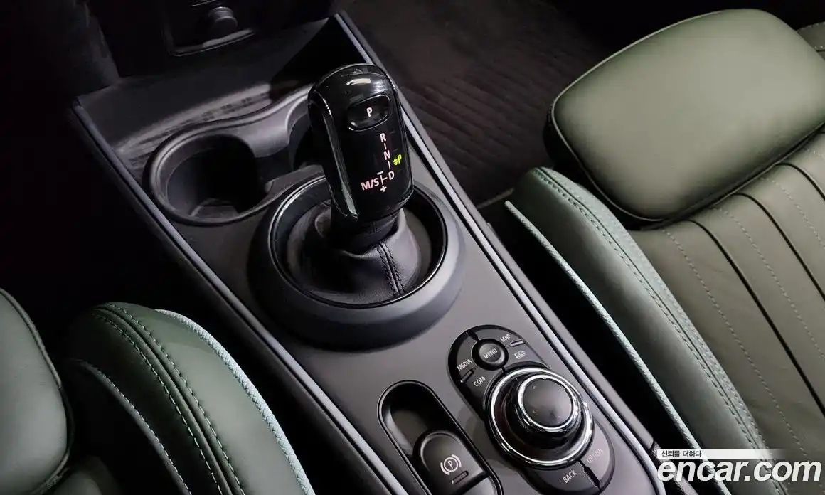 Mini Countryman 2023 2.0 Автомат в Москве № 213944, фото 2