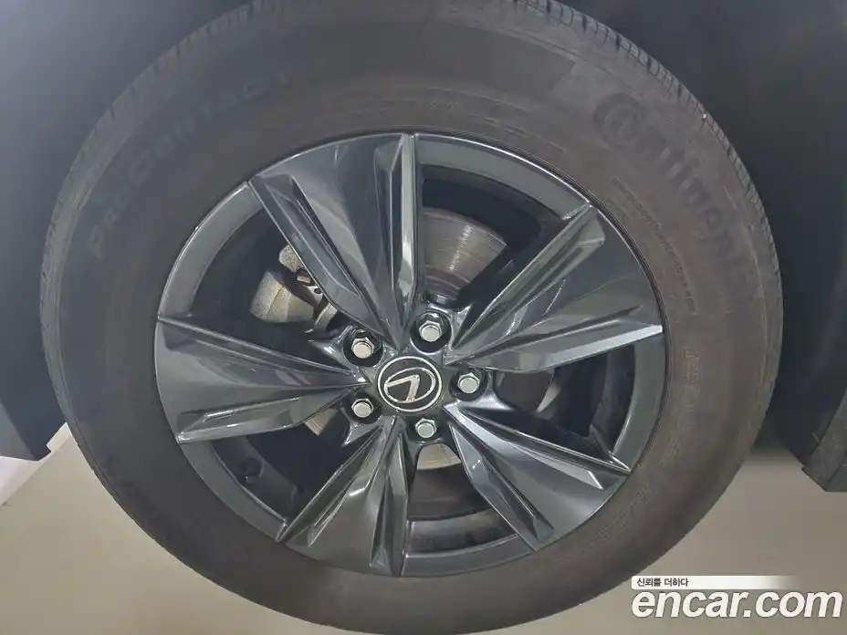 Lexus UX 2024 2.0 Автомат в Москве № 214801, фото 5