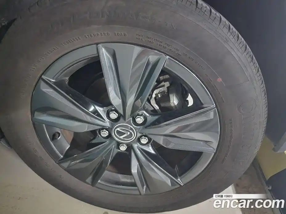 Lexus UX 2024 2.0 Автомат в Москве № 214801, фото 6