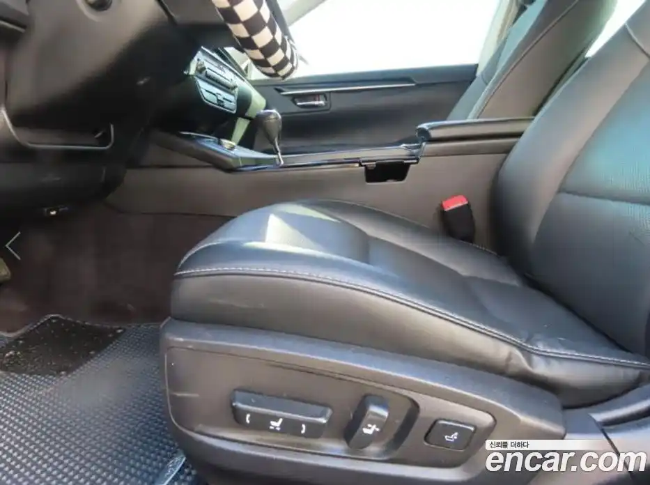 Lexus ES 2014 2.5 Автомат в Москве № 214866, фото 14