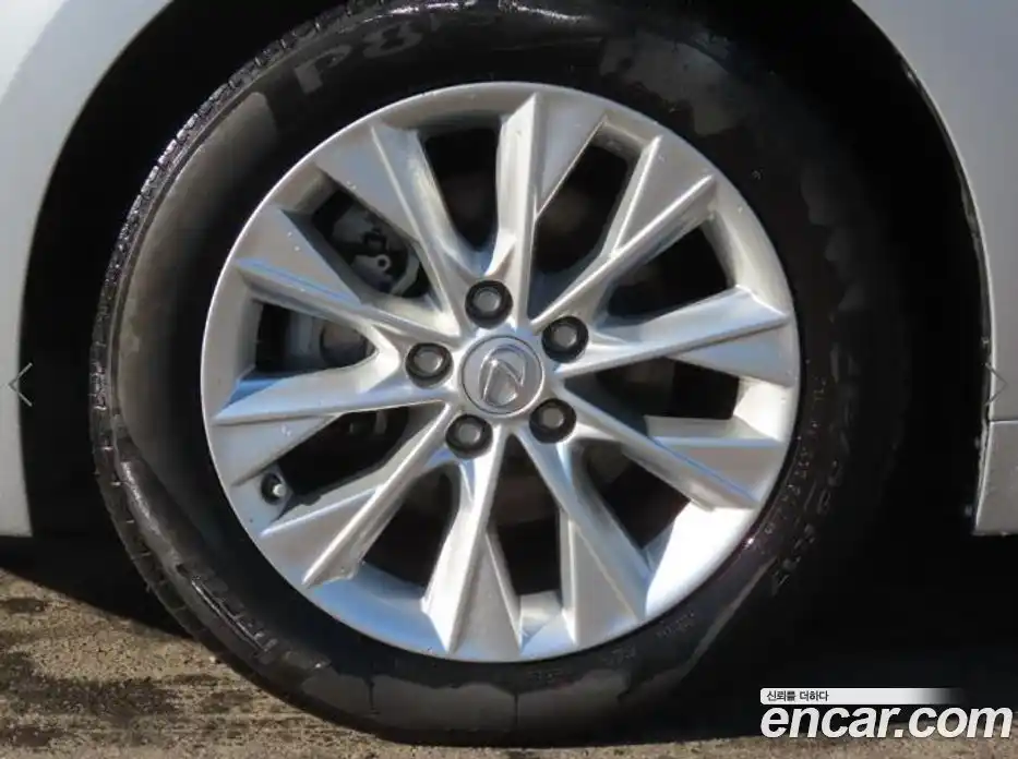 Lexus ES 2014 2.5 Автомат в Москве № 214866, фото 20