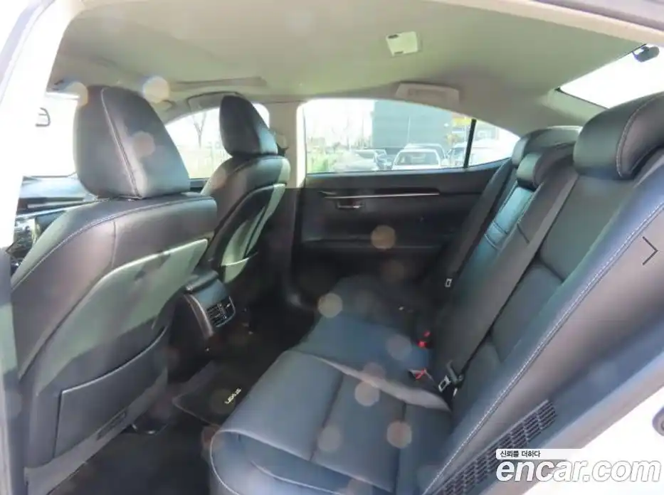 Lexus ES 2014 2.5 Автомат в Москве № 214866, фото 6