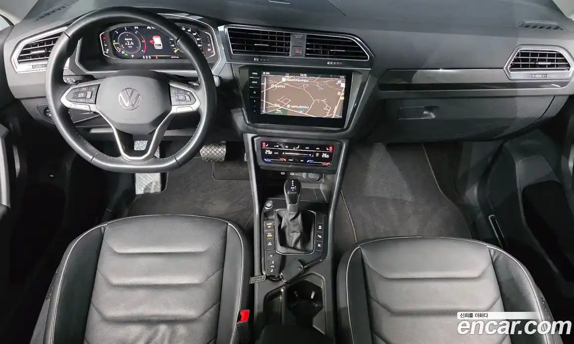 Volkswagen Tiguan 2023 2.0 Автомат в Москве № 215072, фото 7