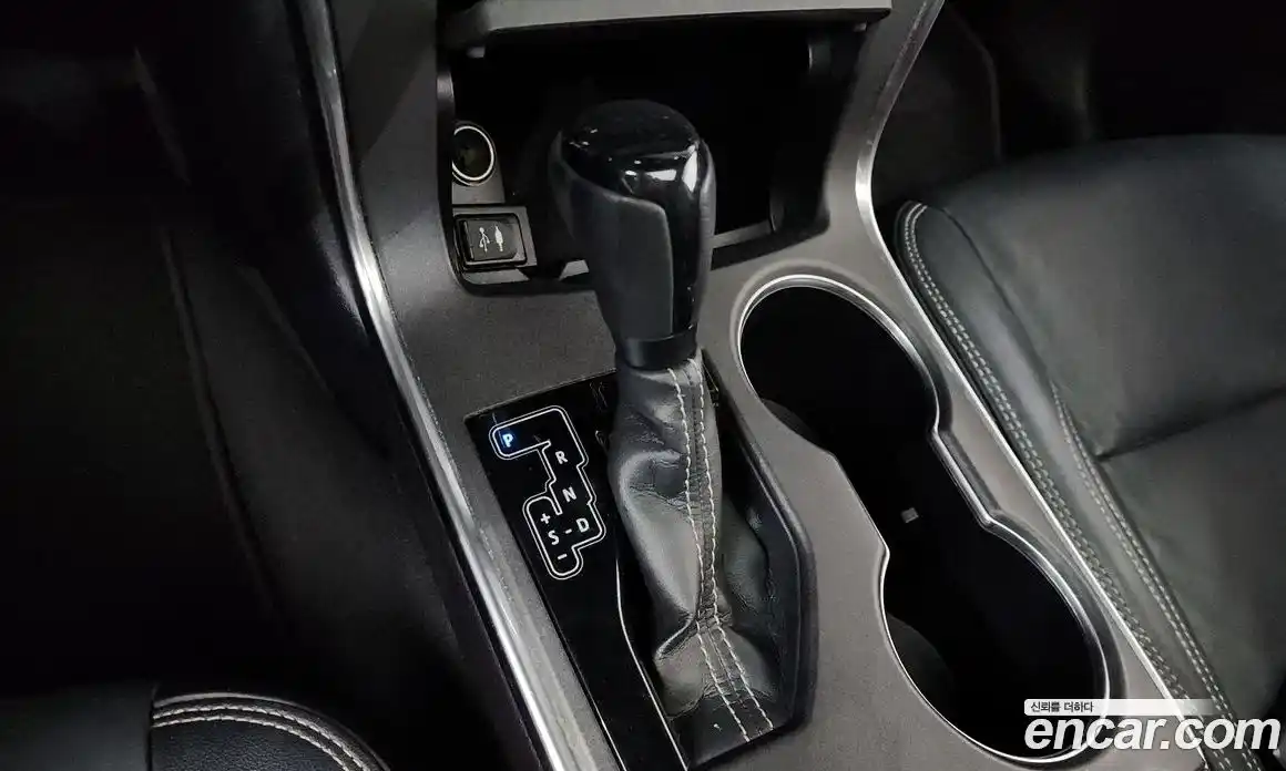 Toyota Camry 2016 2.5 Автомат в Москве № 215511, фото 9