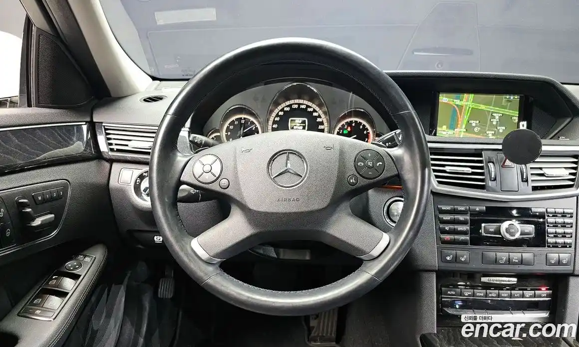 Mercedes-Benz E-Class 2012 3.5 Автомат в Москве № 223094, фото 11