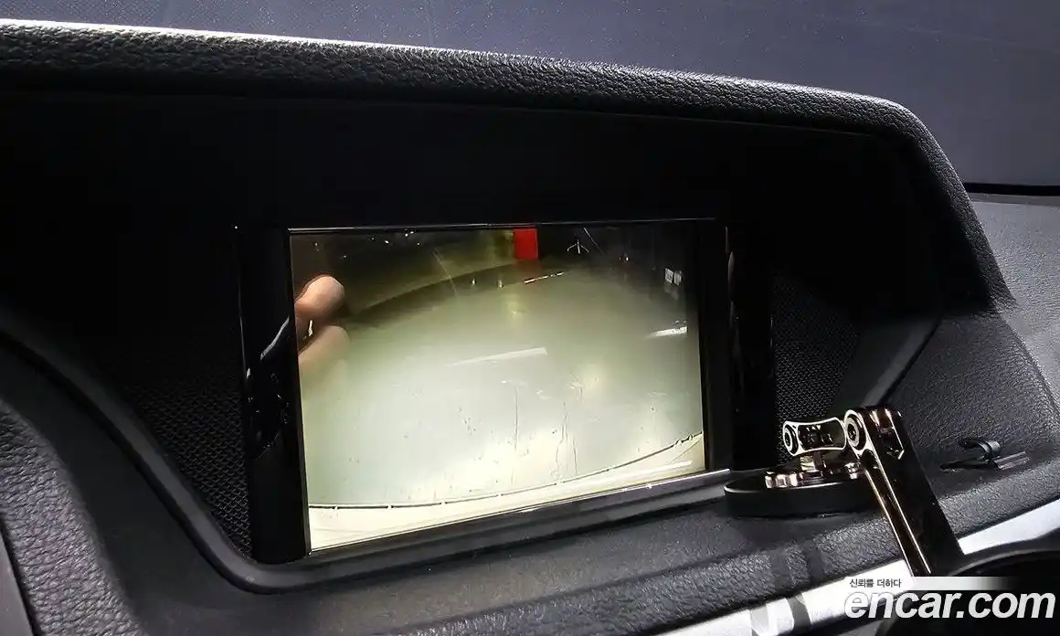 Mercedes-Benz E-Class 2012 3.5 Автомат в Москве № 223094, фото 3