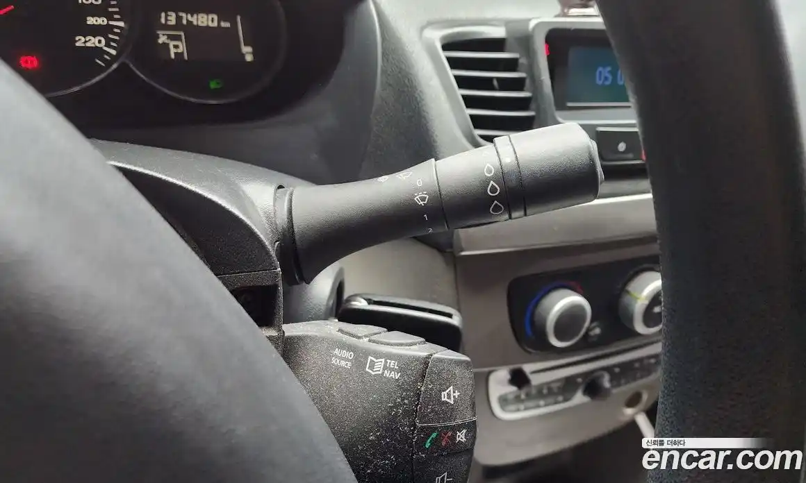 Renault SM3 2011 1.6 Автомат в Москве № 226214, фото 4