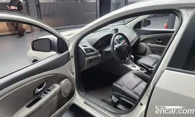 Renault SM3 2011 1.6 Автомат в Москве № 226214, миниатюра 5