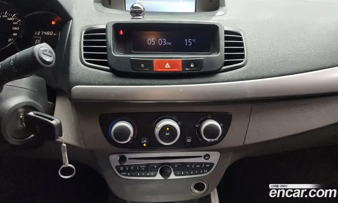 Renault SM3 2011 1.6 Автомат в Москве № 226214, фото 7