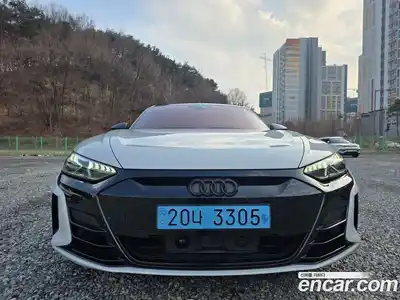 Audi e-tron GT 2024 0.1 Автомат в Москве № 230312, миниатюра 12