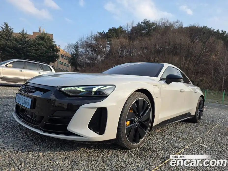 Audi e-tron GT 2024 0.1 Автомат в Москве № 230312, фото 14