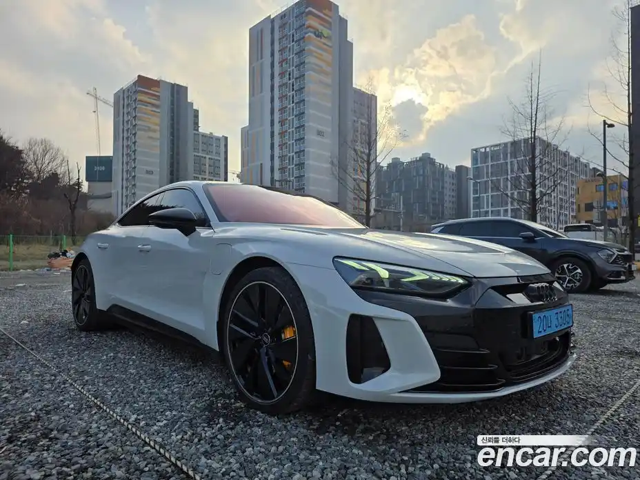 Audi e-tron GT 2024 0.1 Автомат в Москве № 230312, фото 3