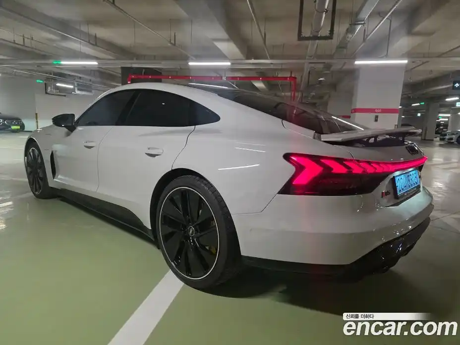 Audi e-tron GT 2024 0.1 Автомат в Москве № 230312, фото 5