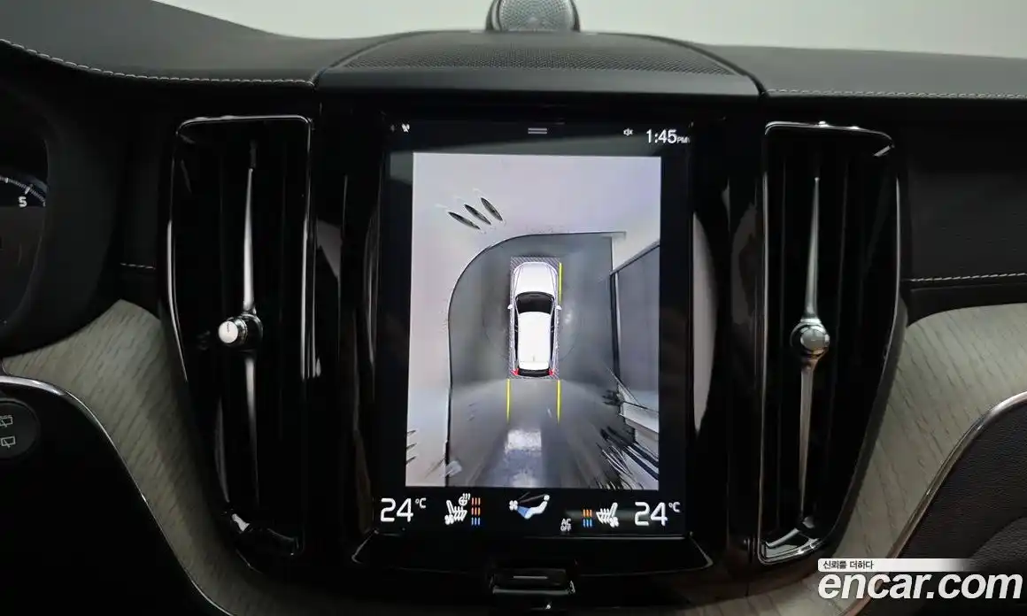 Volvo XC60 2020 2.0 Автомат в Москве № 230440, фото 14