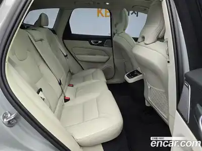 Volvo XC60 2026 2.0 Автомат в Москве № 230777, миниатюра 9