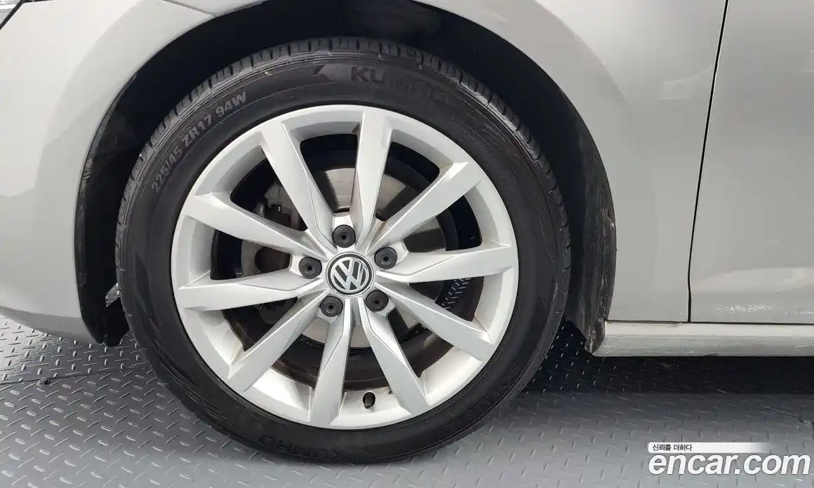 Volkswagen Golf 2016 2.0 Автомат в Москве № 232213, фото 13