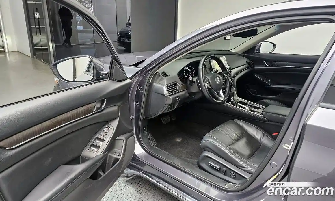 Honda Accord 2018 1.5 Автомат в Москве № 232898, фото 13