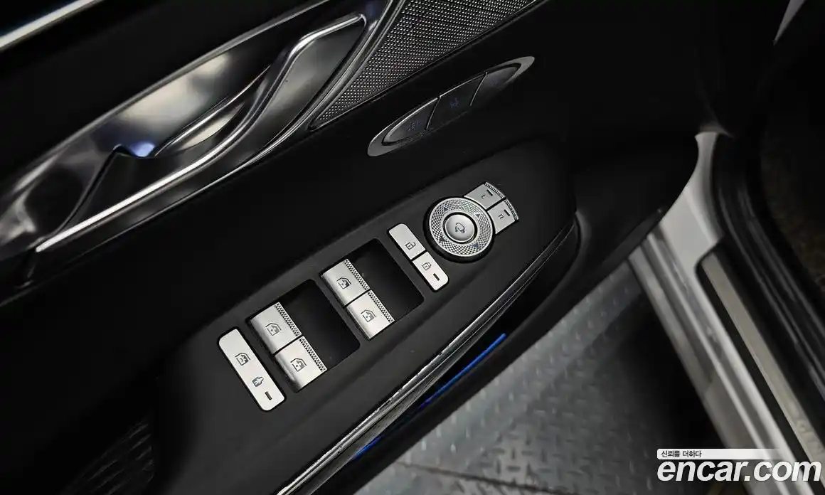 Genesis GV70 2021 2.2 Автомат в Москве № 25520, фото 19