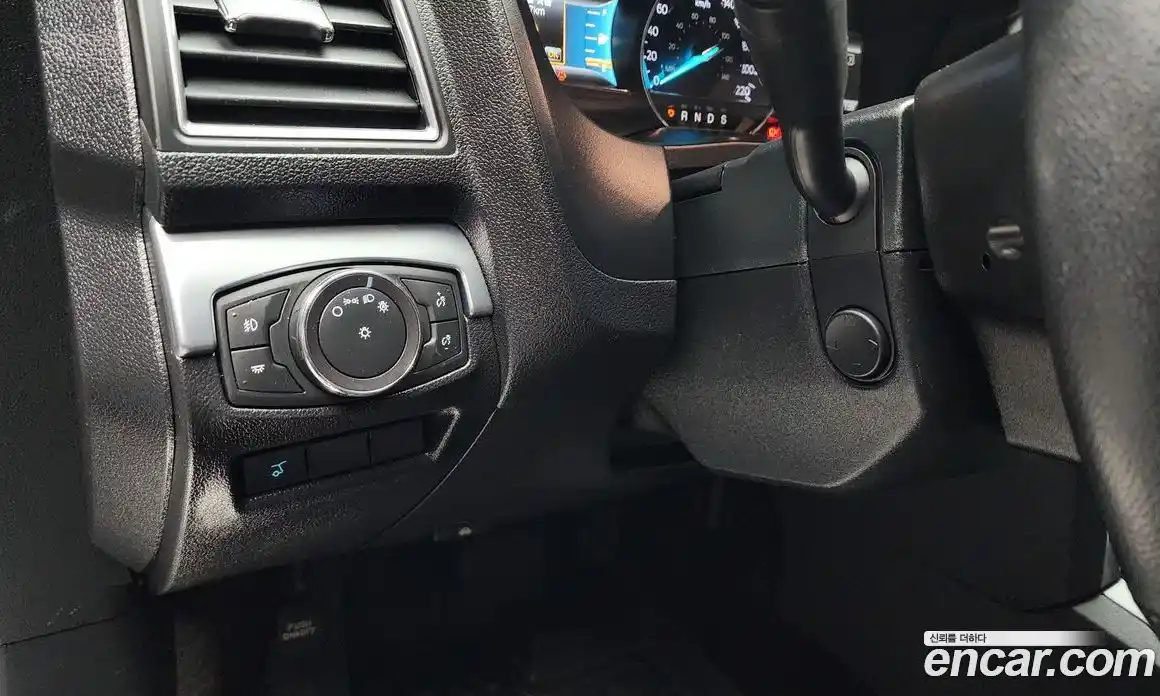 Ford Explorer 2018 2.3 Автомат в Москве № 255711, фото 14