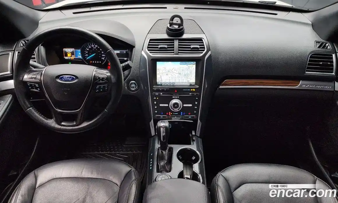 Ford Explorer 2018 2.3 Автомат в Москве № 255711, фото 19