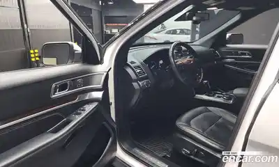 Ford Explorer 2018 2.3 Автомат в Москве № 255711, миниатюра 3