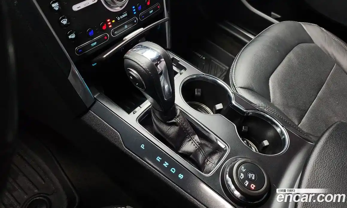 Ford Explorer 2018 2.3 Автомат в Москве № 255711, фото 6