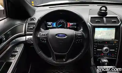 Ford Explorer 2018 2.3 Автомат в Москве № 255711, миниатюра 10