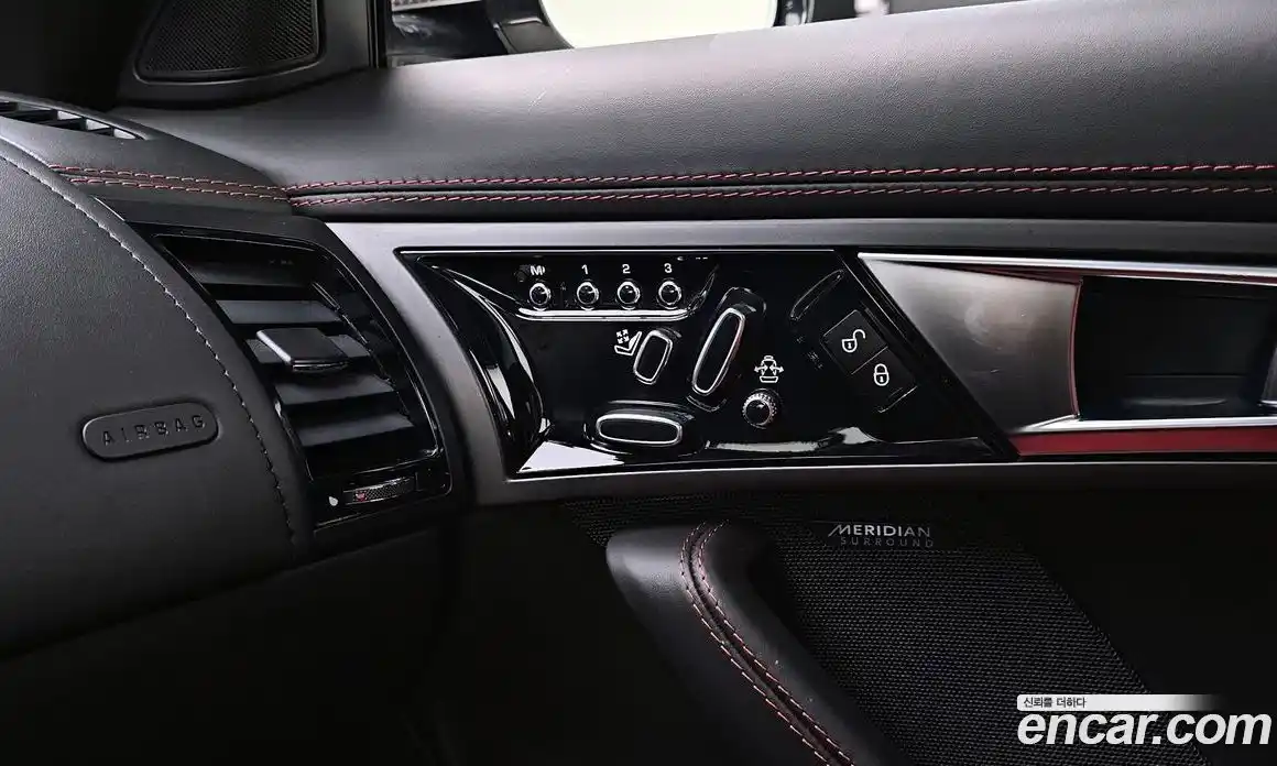 Jaguar F-Type 2015 5.0 Автомат в Москве № 283303, фото 18