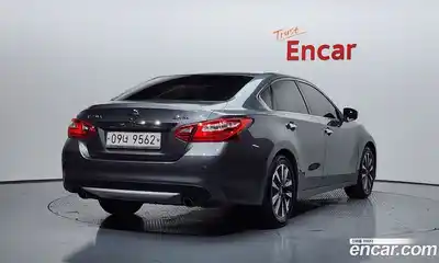 Nissan Altima, 2017