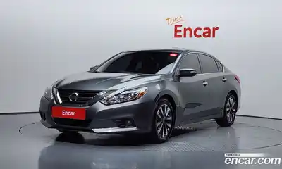 Nissan Altima 2017 2.5 Автомат в Москве № 285023, миниатюра 2