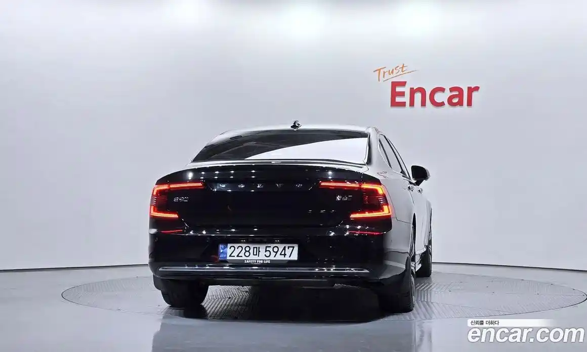 Volvo S90 2023 2.0 Автомат в Москве № 293753, фото 14