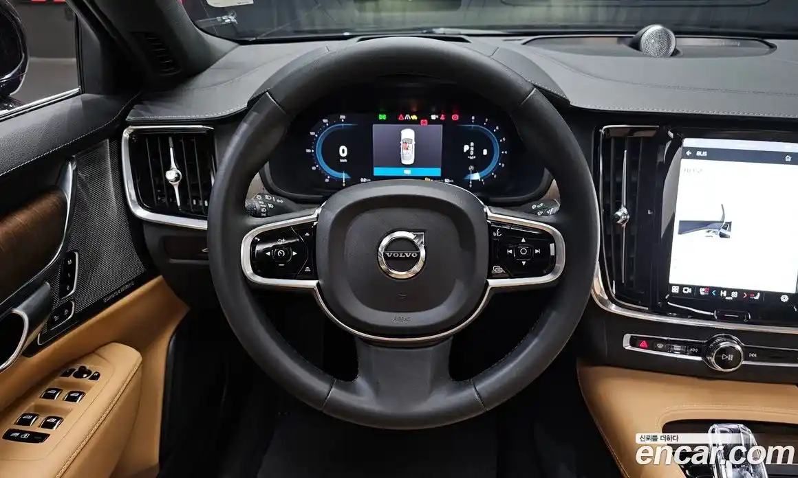 Volvo S90 2023 2.0 Автомат в Москве № 293753, фото 15