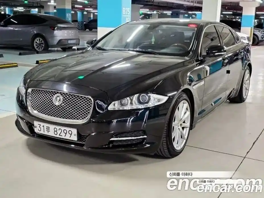Jaguar XJ 2011 3.0 Автомат в Москве № 305166, фото 1