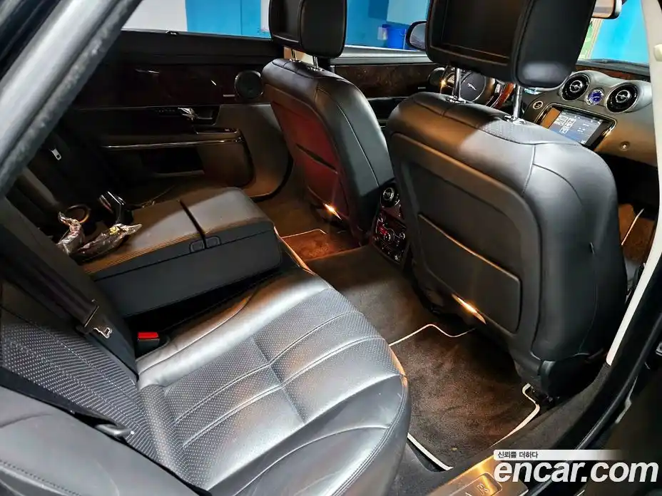 Jaguar XJ 2011 3.0 Автомат в Москве № 305166, фото 19