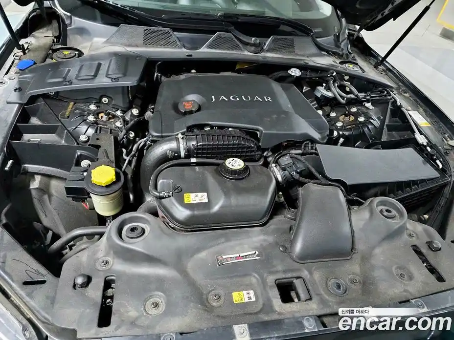 Jaguar XJ 2011 3.0 Автомат в Москве № 305166, фото 10