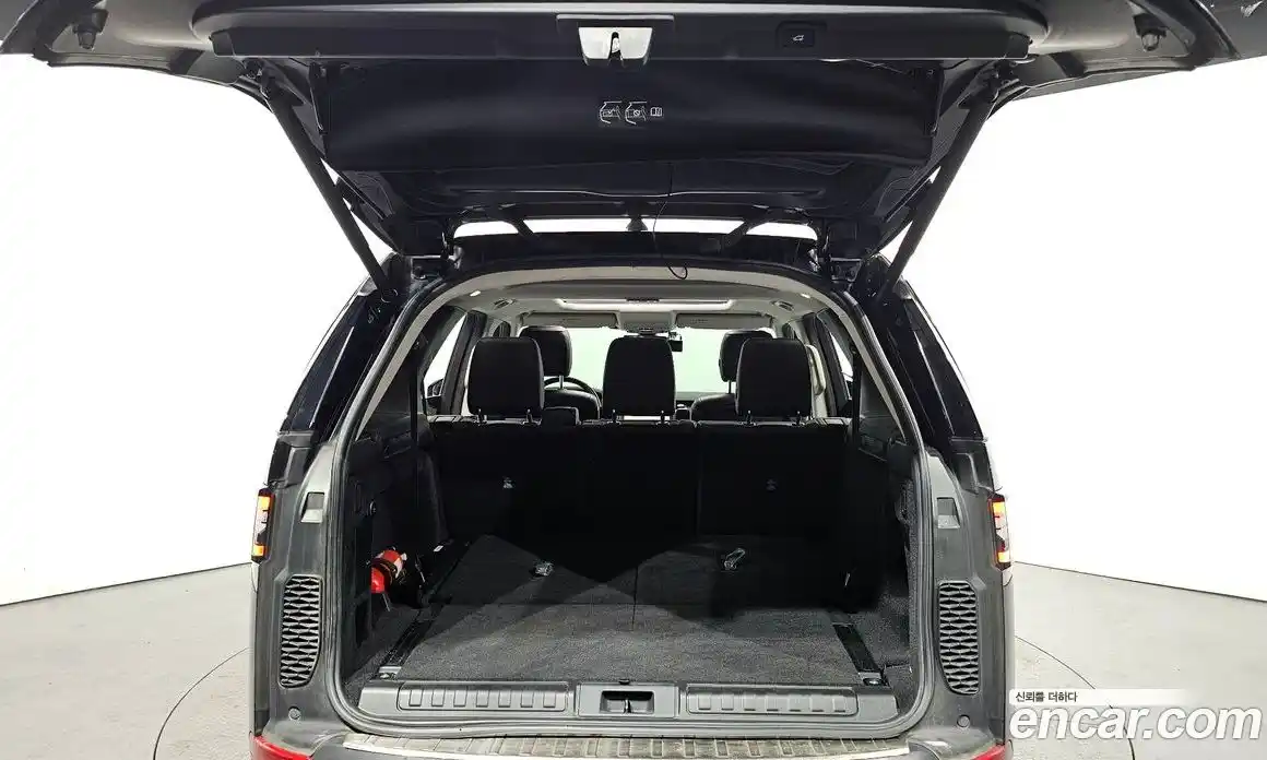 Land Rover Discovery 2018 2.0 Автомат в Москве № 316045, фото 15