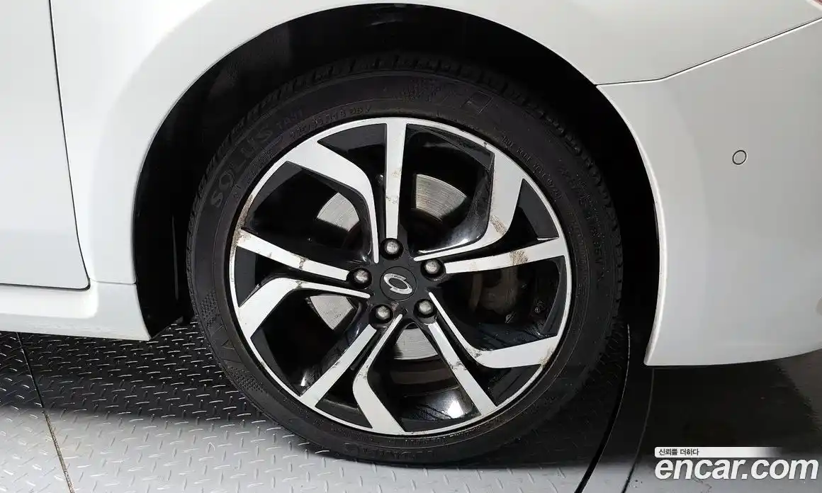 Renault SM7 2015 2.5 Автомат в Москве № 316605, фото 8