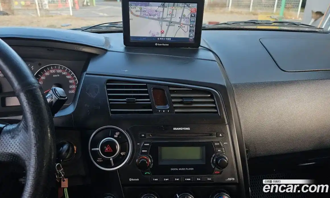 SsangYong Korando 2013 2.0 Автомат в Москве № 33179, фото 16